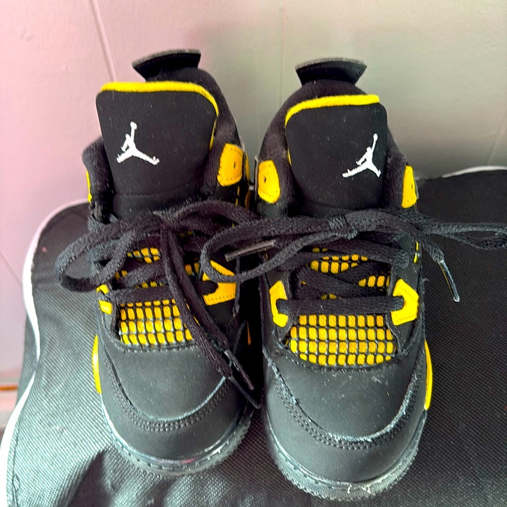 Air Jordan 4 ‘Retro’ Kids Size 9C
